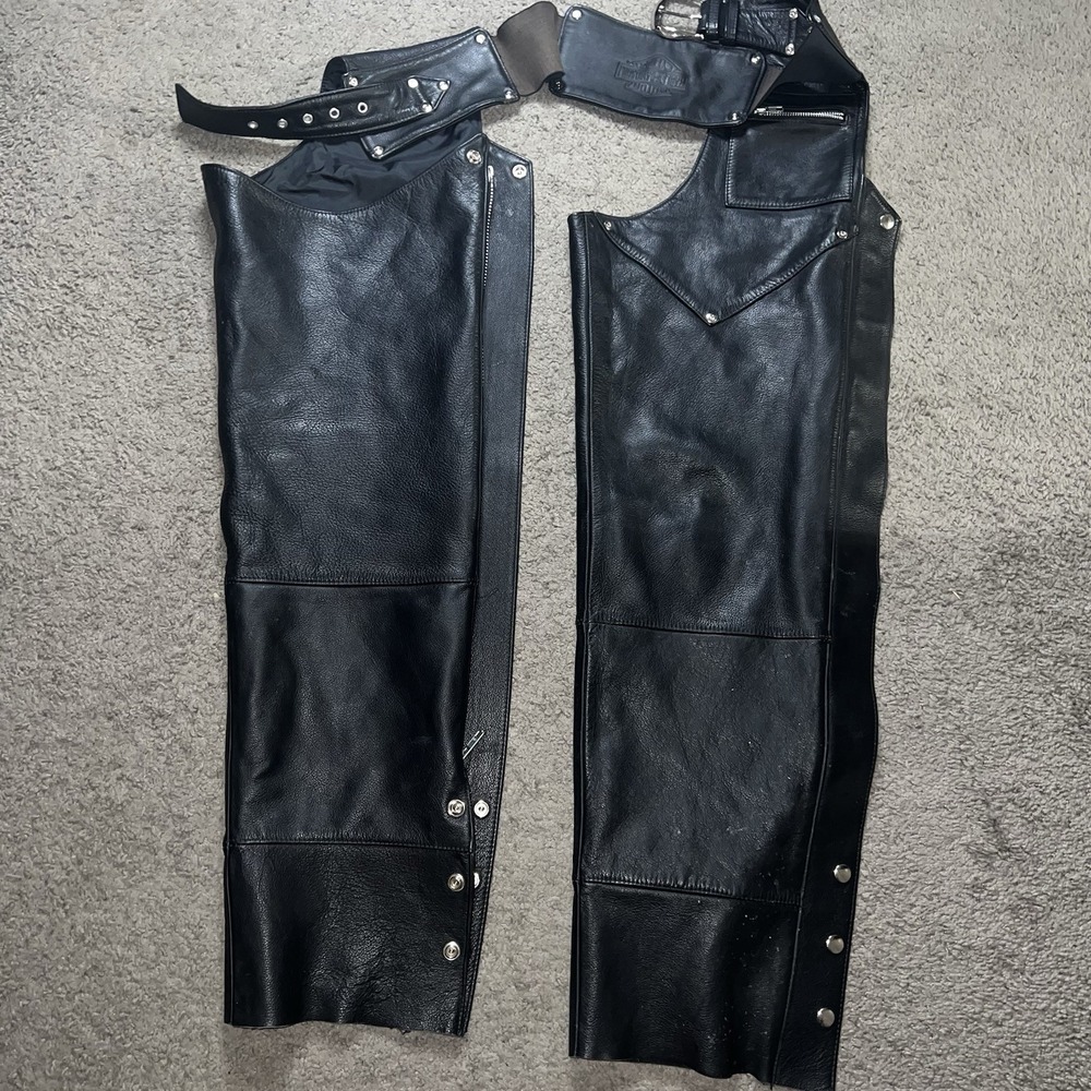 Vintage Women's Harley Davidson Medium Leather Riding Chaps